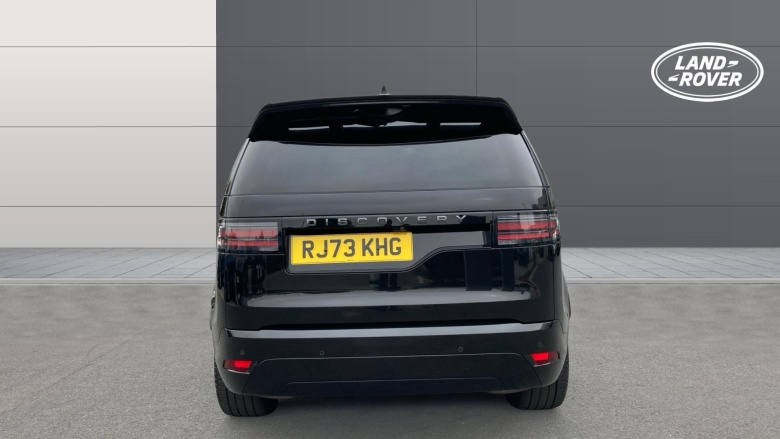 Land Rover Discovery 3.0 D300 Dynamic SE 5dr Auto Diesel Station Wagon